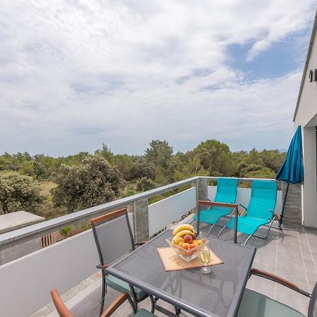 Windrose Apartments Вир Экстерьер фото