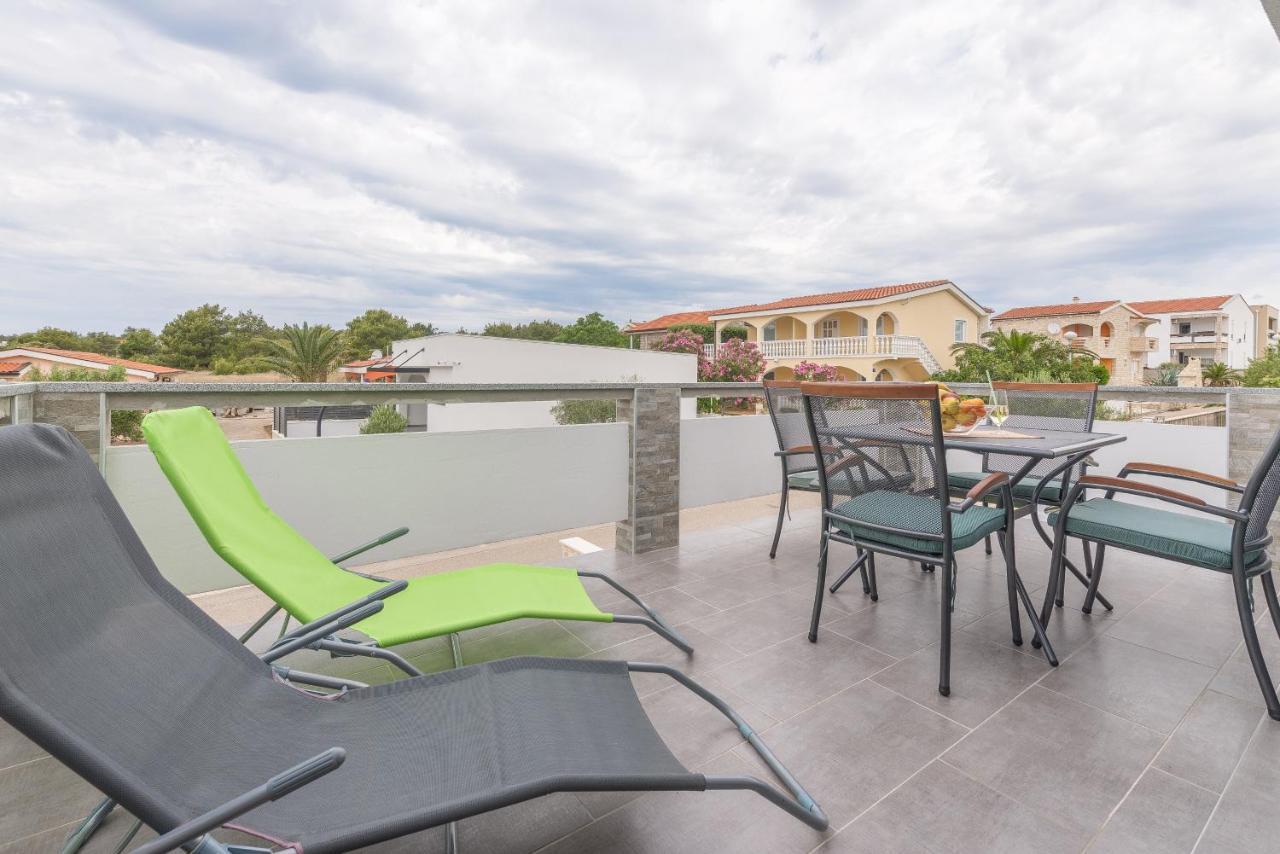 Windrose Apartments Вир Экстерьер фото